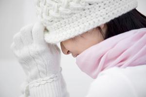 サングラスを装着して紫外線から目を守る